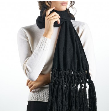 Sciarpa Invernale Unisex In Misto Cashmere Con Frange – 30% Cashmere 70% Poliestere, 30x180 Cm, Nera